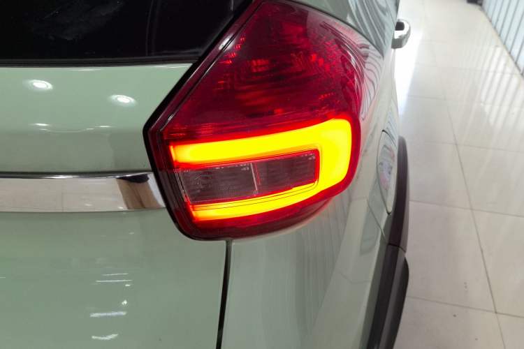 Used Chery Tiggo 3X 2017 1.5L Automatic Urban Leading Edition Right Rear Taillight