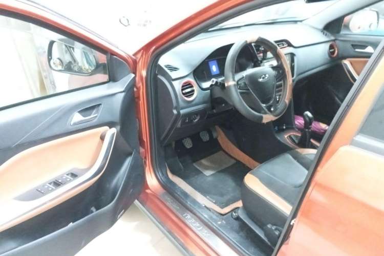 Used Chery Tiggo 3X 2017 1.5L Manual Luxury Edition Driver Seat