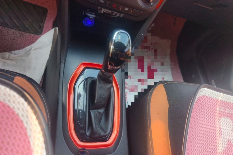 Used Chery Tiggo 3X 2017 1.5L Automatic Fashion Edition Gear Lever