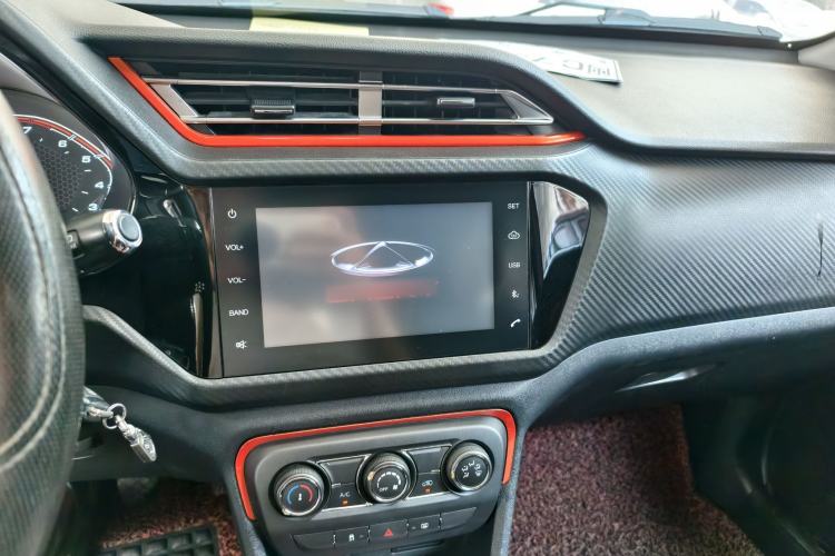 Used Chery Tiggo 3X 2017 1.5L Manual Fashion Edition Interior 2