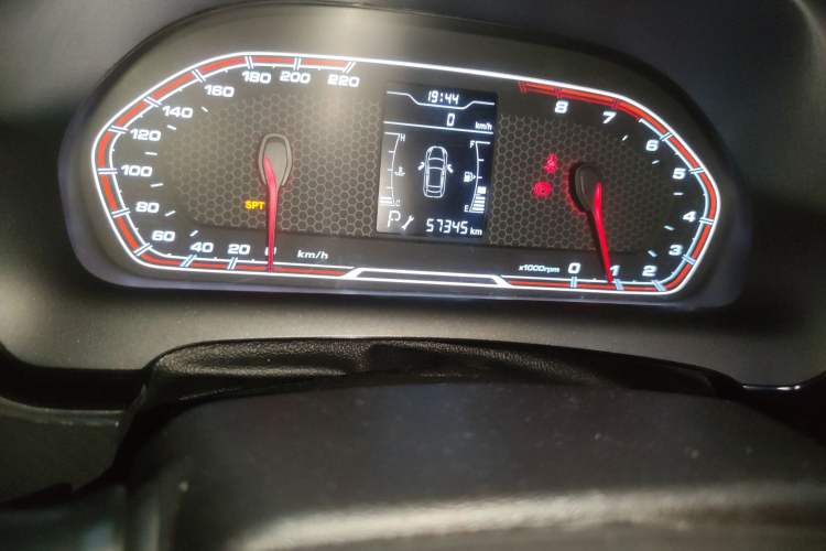 Used Chery Tiggo 3X 2017 1.5L Automatic Fashion Edition Odometer Close Up
