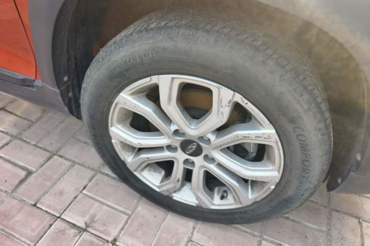Used Chery Tiggo 3X 2017 1.5L Automatic Fashion Edition Right Front Wheel Hub