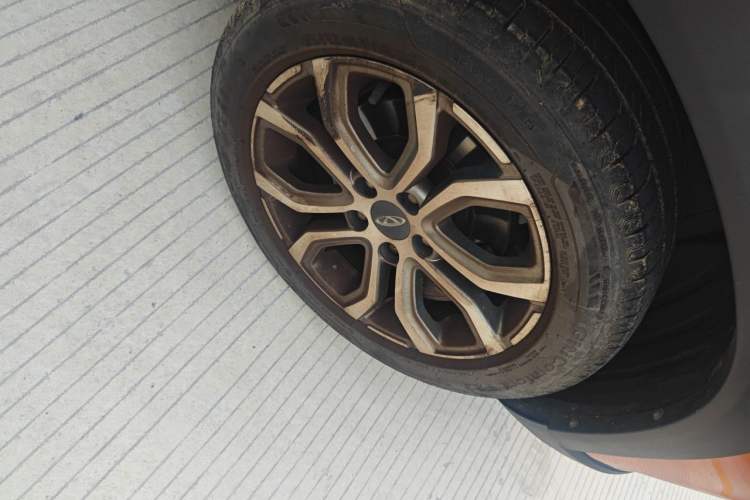 Used Chery Tiggo 3X 2017 1.5L Automatic Fashion Edition Right Front Wheel Hub