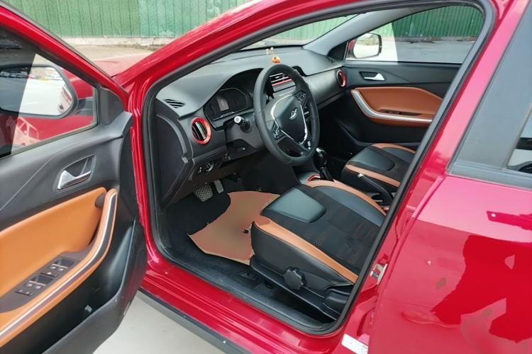 Used Chery Tiggo 3X 2017 1.5L Automatic Fashion Edition Driver Seat