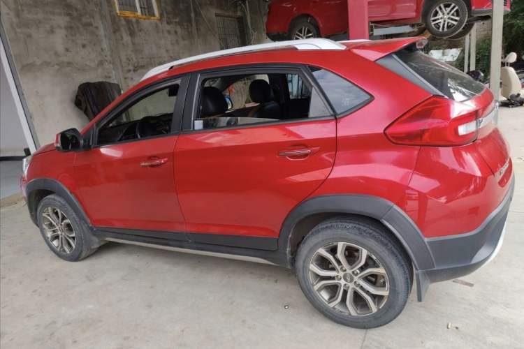 Used Chery Tiggo 3X 2017 1.5L Manual Fashion Edition Exterior 3