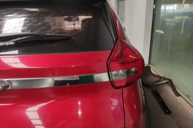Used Chery Tiggo 3X 2017 1.5L Automatic Luxury Edition Exterior 3