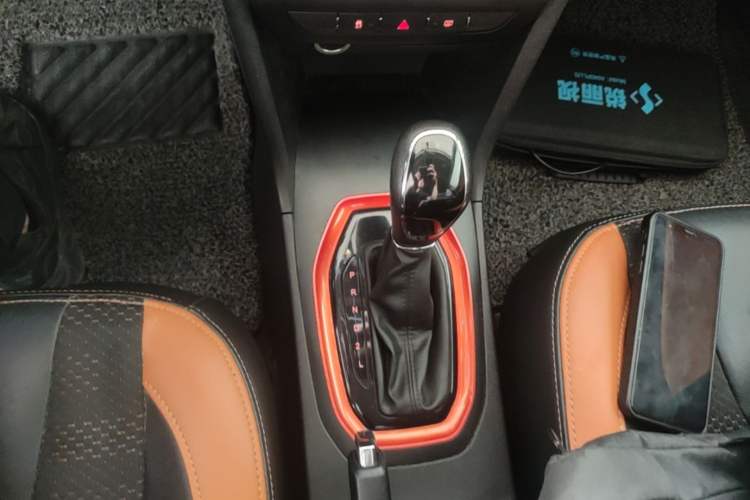 Used Chery Tiggo 3X 2017 1.5L Automatic Fashion Edition Gear Lever
