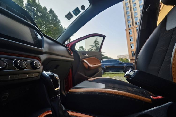 Used Chery Tiggo 3X 2017 1.5L Automatic Fashion Edition Interior 10