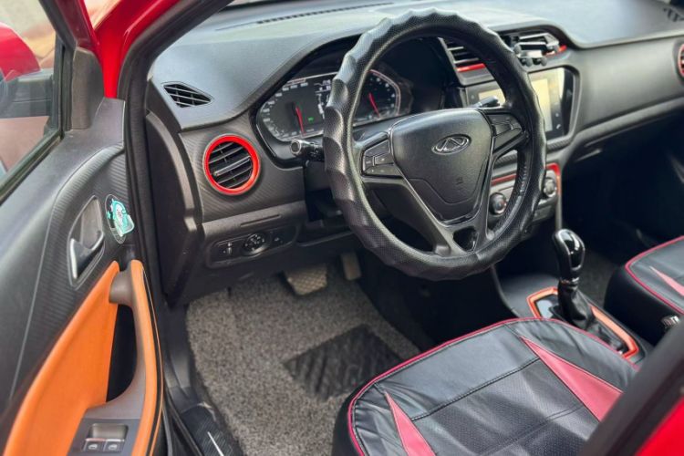 Used Chery Tiggo 3X 2017 1.5L Automatic Fashion Edition Interior 3