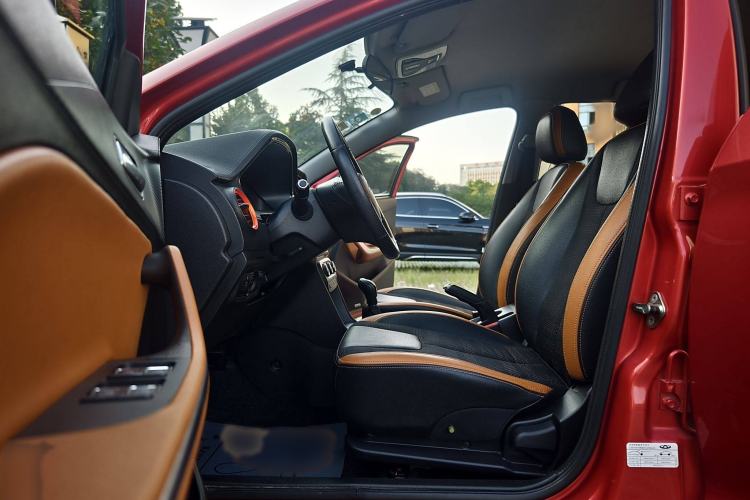 Used Chery Tiggo 3X 2017 1.5L Automatic Fashion Edition Interior 3
