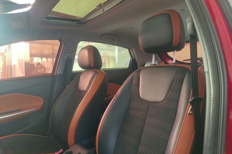 Used Chery Tiggo 3X 2017 1.5L Manual Luxury Edition Interior 4
