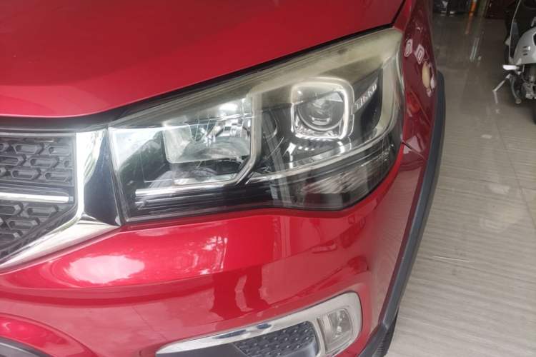 Used Chery Tiggo 3X 2017 1.5L Automatic Fashion Edition Left Front Headlight