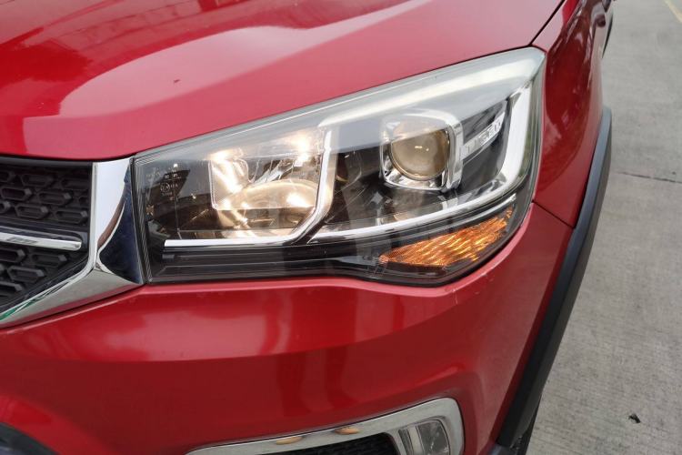 Used Chery Tiggo 3X 2017 1.5L Automatic Fashion Edition Left Front Headlight