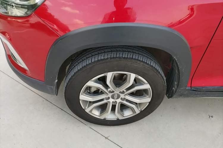 Used Chery Tiggo 3X 2017 1.5L Automatic Fashion Edition Left Front Wheel Hub