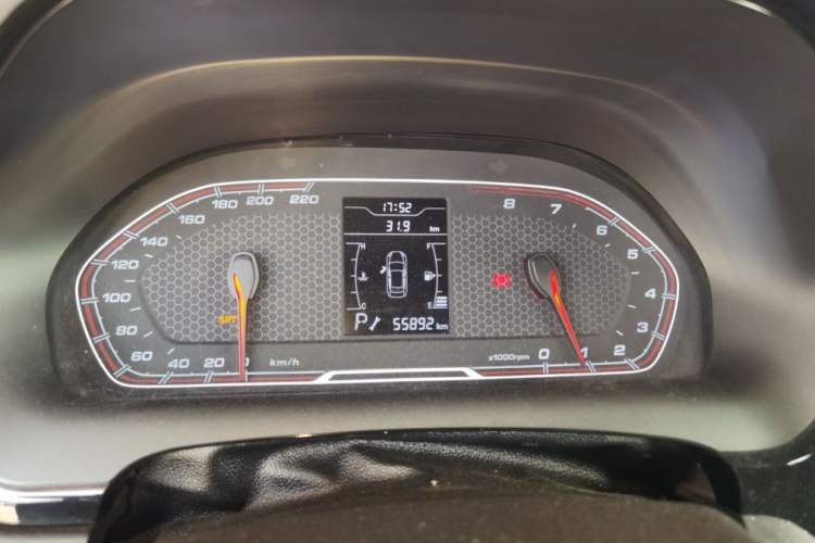 Used Chery Tiggo 3X 2017 1.5L Automatic Fashion Edition Odometer Close Up