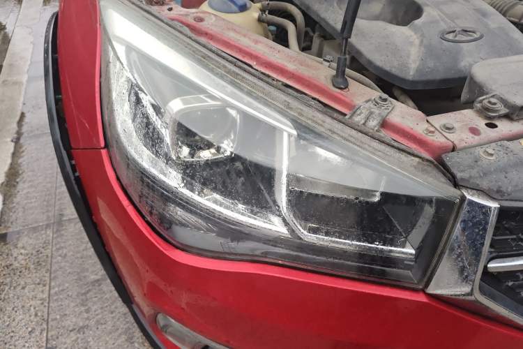 Used Chery Tiggo 3X 2017 1.5L Automatic Luxury Edition Right Front Headlight