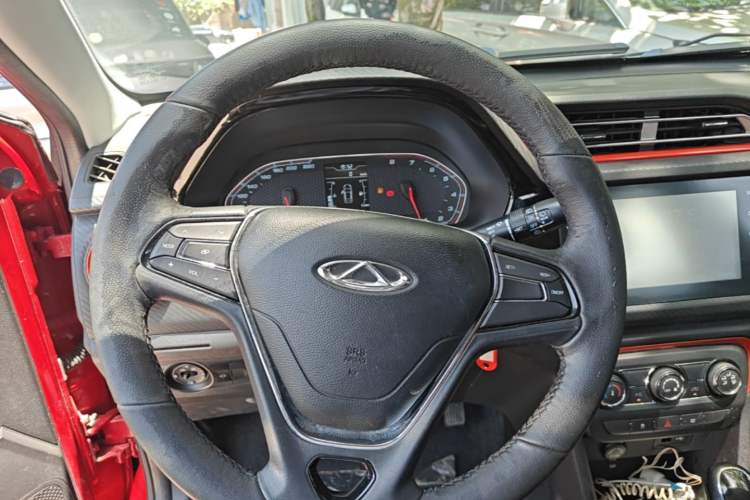 Used Chery Tiggo 3X 2017 1.5L Automatic Fashion Edition Steering Wheel