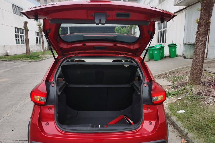 Used Chery Tiggo 3X 2017 1.5L Automatic Fashion Edition Trunk
