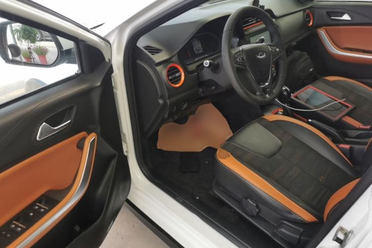 Used Chery Tiggo 3X 2017 1.5L Automatic Fashion Edition Driver Seat