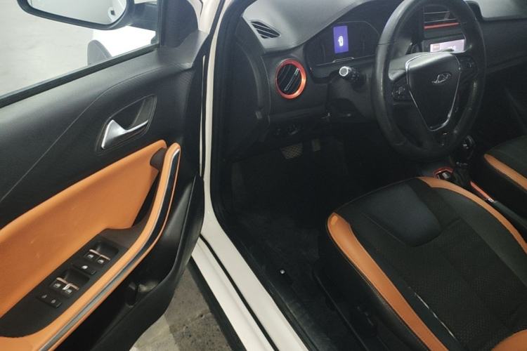 Used Chery Tiggo 3X 2017 1.5L Automatic Fashion Edition Driver Seat