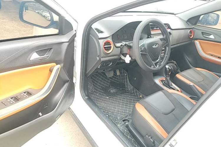 Used Chery Tiggo 3X 2017 1.5L Automatic Fashion Edition Driver Seat