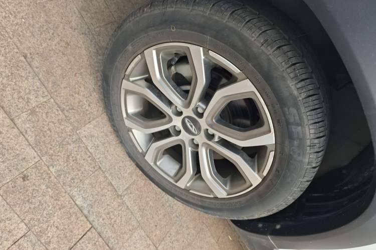 Used Chery Tiggo 3X 2017 1.5L Automatic Fashion Edition Exterior 4