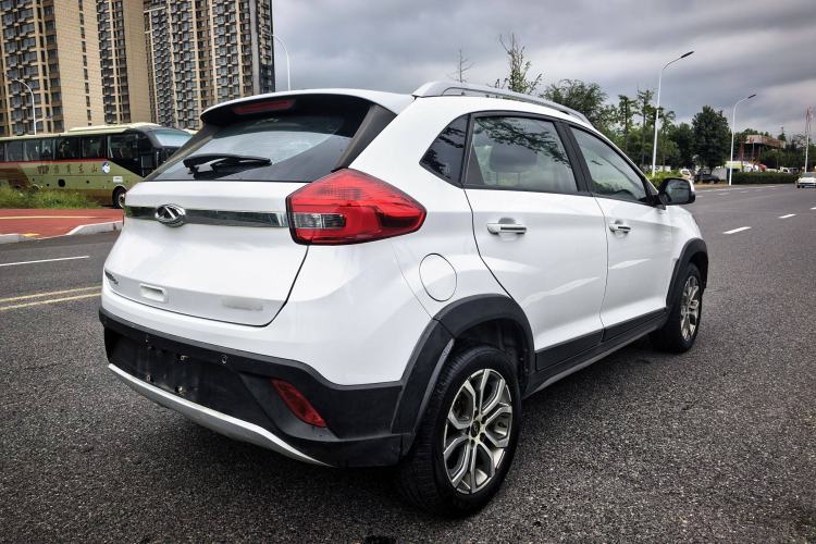 Used Chery Tiggo 3X 2017 1.5L Manual Fashion Edition Exterior 4
