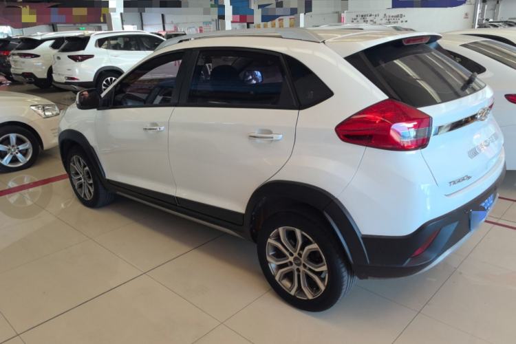 Used Chery Tiggo 3X 2017 1.5L Automatic Fashion Edition Exterior 5