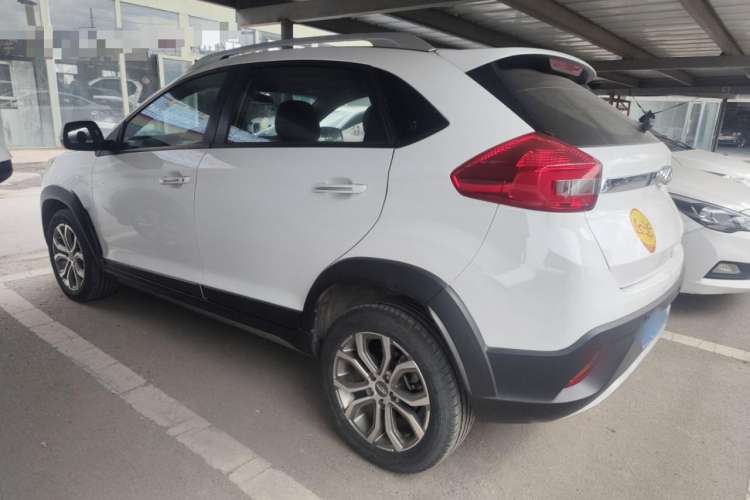 Used Chery Tiggo 3X 2017 1.5L Automatic Fashion Edition Exterior 5