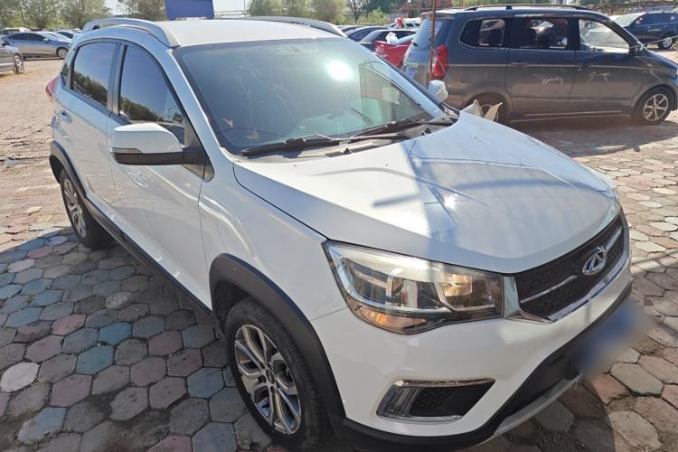 Used Chery Tiggo 3X 2017 1.5L Automatic Fashion Edition Front Right 45 Deg