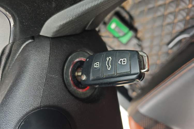 Used Chery Tiggo 3X 2017 1.5L Automatic Fashion Edition Interior 1