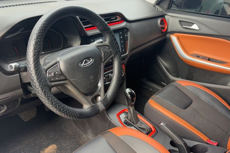 Used Chery Tiggo 3X 2017 1.5L Automatic Fashion Edition Interior 2