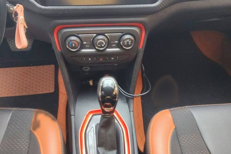Used Chery Tiggo 3X 2017 1.5L Automatic Fashion Edition Interior 3