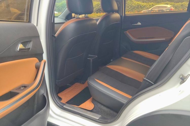 Used Chery Tiggo 3X 2017 1.5L Automatic Fashion Edition Interior 5
