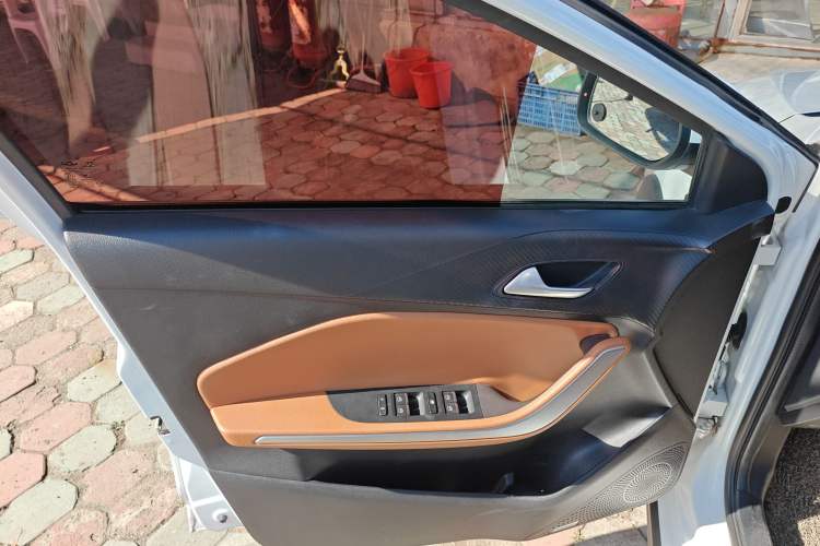 Used Chery Tiggo 3X 2017 1.5L Automatic Fashion Edition Left Front Door Interior