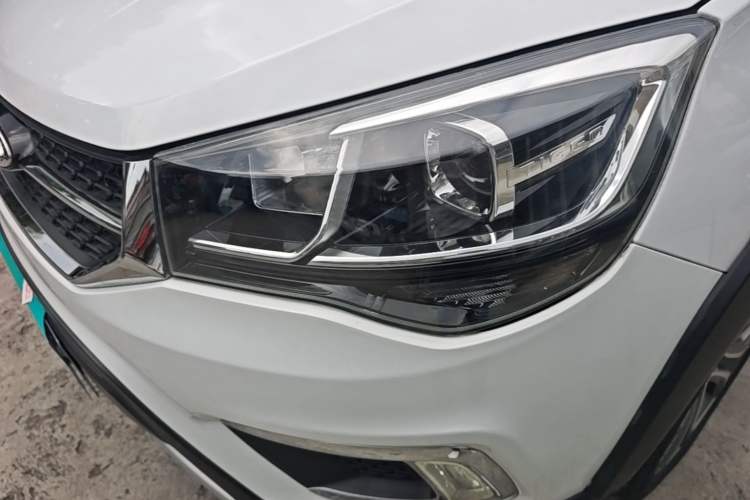 Used Chery Tiggo 3X 2017 1.5L Automatic Luxury Edition Left Front Headlight