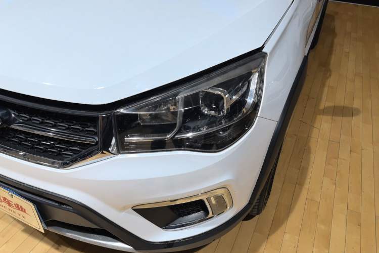 Used Chery Tiggo 3X 2017 1.5L Automatic Fashion Edition Left Front Headlight