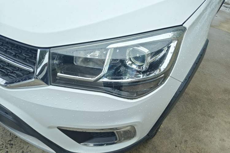 Used Chery Tiggo 3X 2017 1.5L Automatic Fashion Edition Left Front Headlight