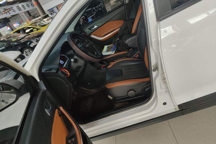 Used Chery Tiggo 3X 2017 1.5L Automatic Luxury Edition Left Front Seat