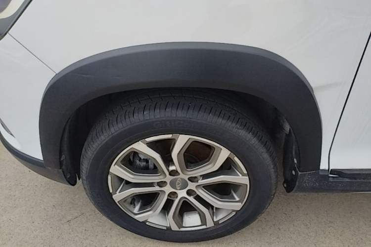 Used Chery Tiggo 3X 2017 1.5L Automatic Fashion Edition Left Front Wheel Hub