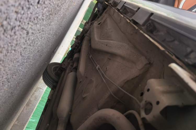 Used Chery Tiggo 3X 2017 1.5L Manual Luxury Edition Left Side Sill