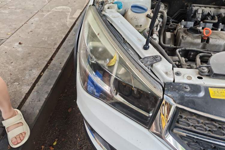 Used Chery Tiggo 3X 2017 1.5L Automatic Fashion Edition Right Front Headlight