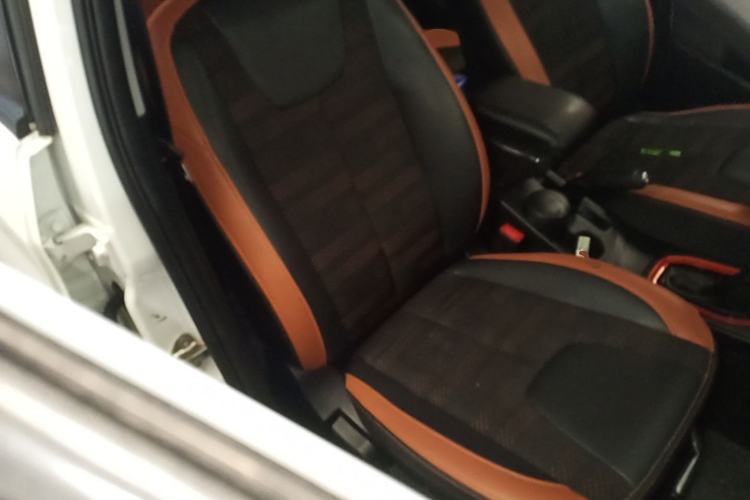 Used Chery Tiggo 3X 2017 1.5L Automatic Luxury Edition Right Front Seat