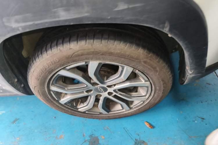 Used Chery Tiggo 3X 2017 1.5L Automatic Fashion Edition Right Front Wheel Hub