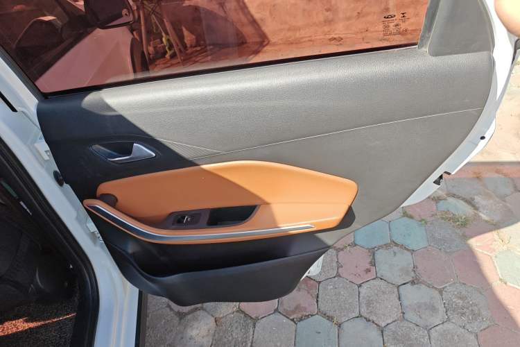 Used Chery Tiggo 3X 2017 1.5L Automatic Fashion Edition Right Rear Door Interior