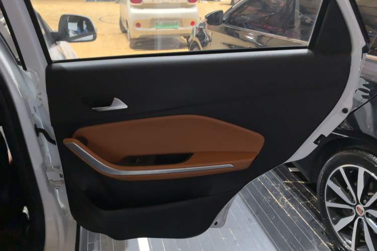 Used Chery Tiggo 3X 2017 1.5L Automatic Fashion Edition Right Rear Door Interior