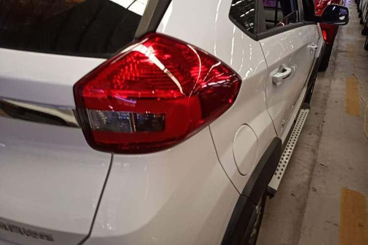 Used Chery Tiggo 3X 2017 1.5L Automatic Luxury Edition Right Rear Taillight