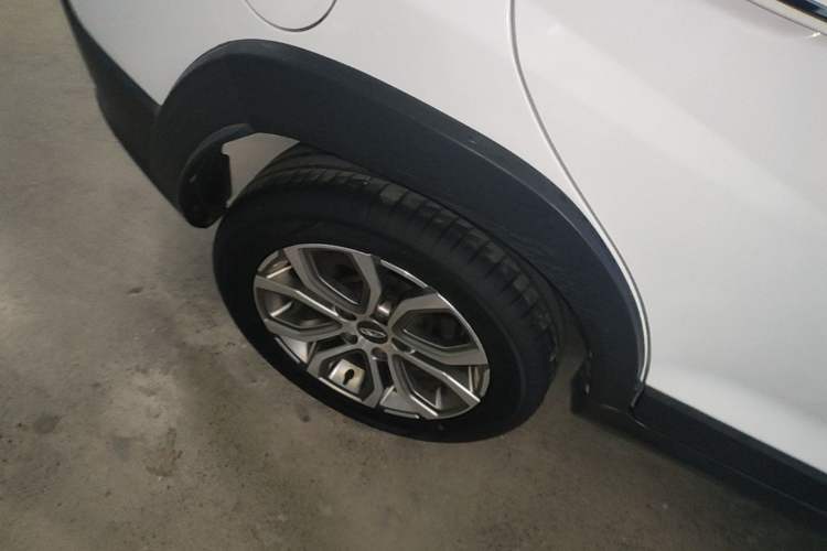 Used Chery Tiggo 3X 2017 1.5L Automatic Fashion Edition Right Rear Wheel Hub