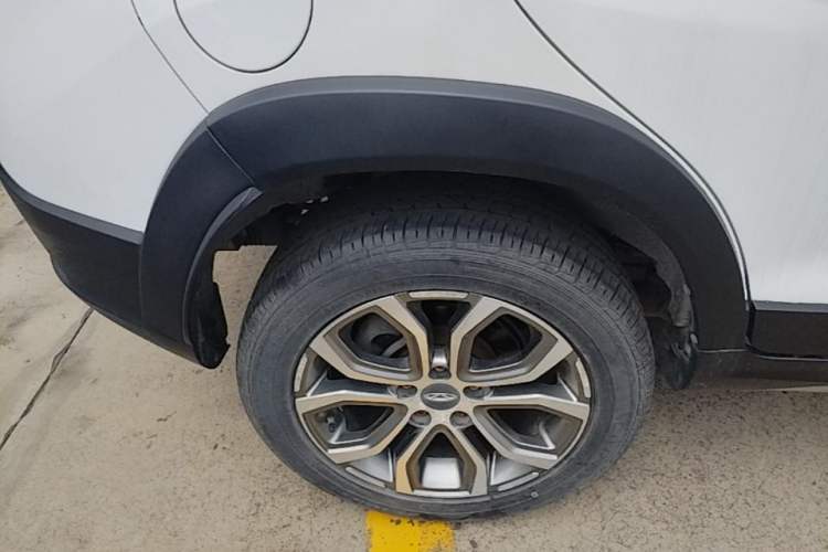 Used Chery Tiggo 3X 2017 1.5L Automatic Fashion Edition Right Rear Wheel Hub