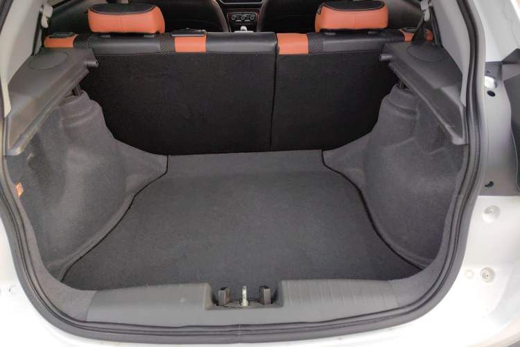 Used Chery Tiggo 3X 2017 1.5L Manual Luxury Edition Trunk